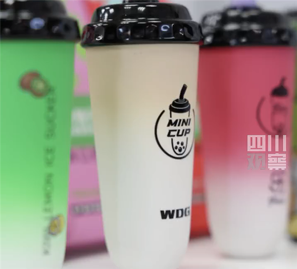 长期吸食奶茶杯或致闭经、不孕!外观可爱 败絮其中