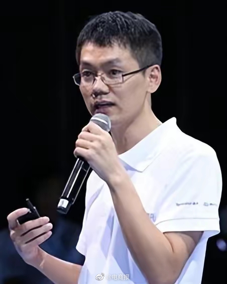 腾讯前端最高级别专家!T13技术大佬黄希彤被曝遭裁员