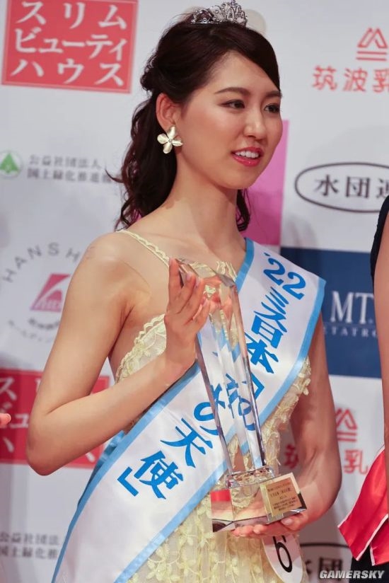 乌克兰裔女子夺得日本小姐冠军 网友看懵：越来越差了 还不如去年