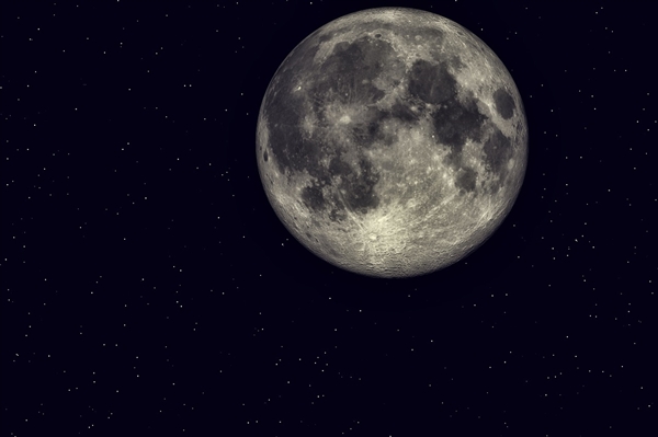 十五的月亮十六圆 元宵节最佳赏月时间段了解下：要熬夜看了