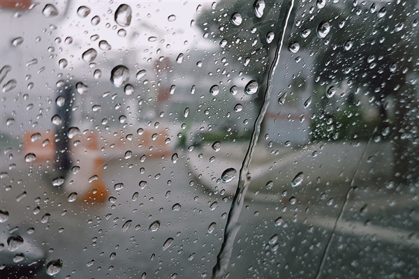 五一返程高峰遇强降雨 多地堵上加堵:局部140毫米大暴雨