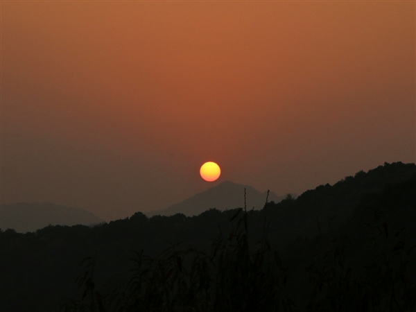全国多地迎新年绝美日出：2023年第一缕阳光太美