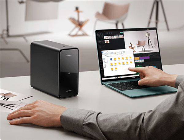 手机PC秒变16TB!华为家庭存储新款发布:再不怕断电了