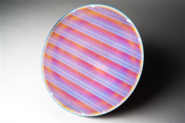 Intel PowerVia背面供电测试成功!“2nm”工艺见、频率提升6%