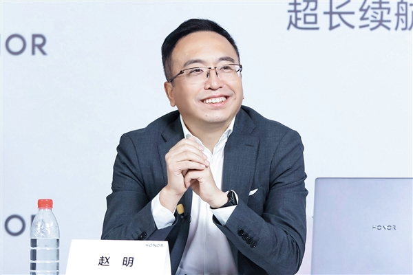 华为遥遥领先 赵明：荣耀远远领先