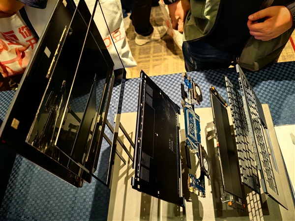 延续经典实体旋钮设计!华硕ProArt创16 2023正式发布