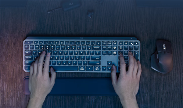 899元 罗技推出MX KEYS S键盘:球形凹面按键