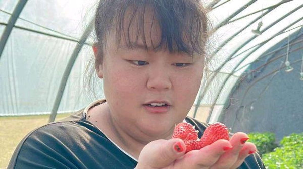 312斤女网红在减肥营离世：2个月内暴瘦57斤