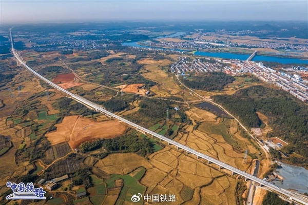 世界级黄金旅游线！杭州至南昌高铁全线贯通运营：沿线9个5A景区