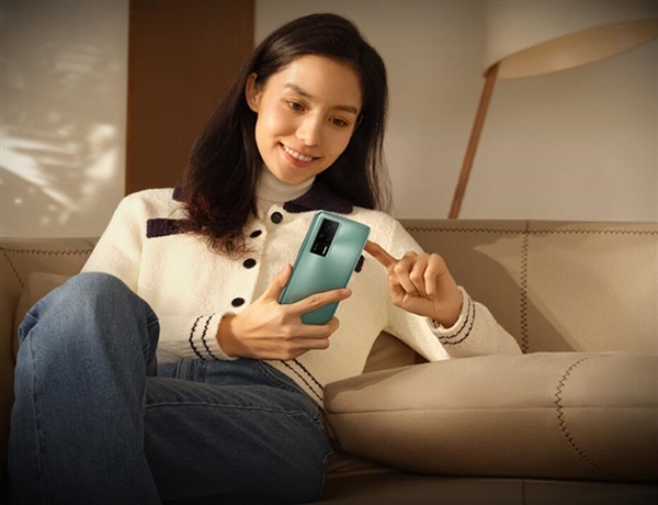 2K直屏神机只要1899元!Redmi K60E降价