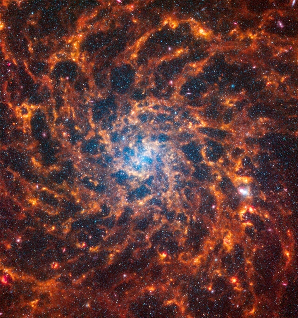 超绚丽！韦伯望远镜拍摄银河系最新高清图出炉：19个螺旋星系