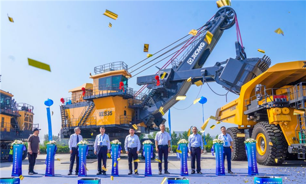 打破垄断 徐工新一代电铲下线:6层楼高 一铲能装65吨