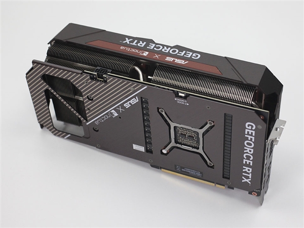 4.3槽庞然巨物!华硕猫头鹰版RTX 4080来了:噪音/温度喜人