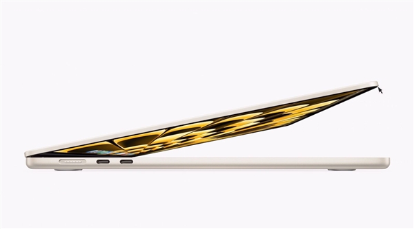 世界最薄15寸笔记本!苹果发布新款MacBook Air:M2处理器比Intel快12倍