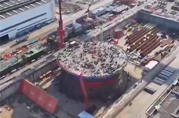 可连续运行15年不回坞！亚洲首艘圆筒型海上油气加工厂船体建造完工 