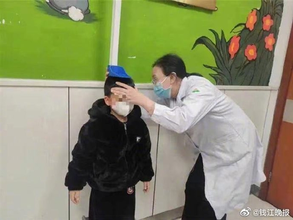 父母没重视15岁儿子最终身高153cm！医生称骨骺线闭合：不会长了