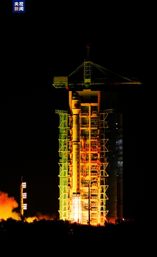 我国成功发射遥感三十三号04星！黑夜起飞震撼画面公布