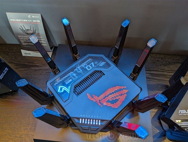 华硕全球首秀四频段Wi-Fi 7路由器：峰值下载2.5万兆