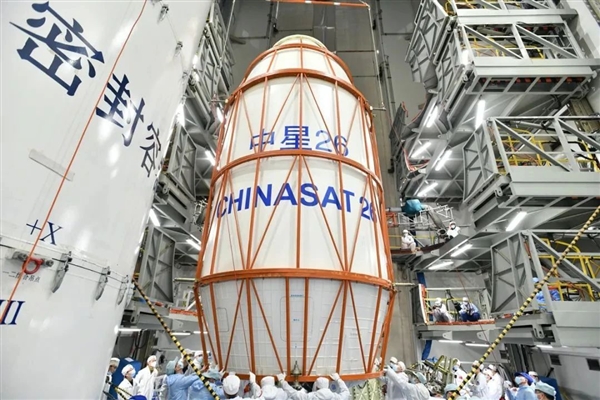 中国首颗10万兆通信卫星第一次“出国”:实测网速百兆