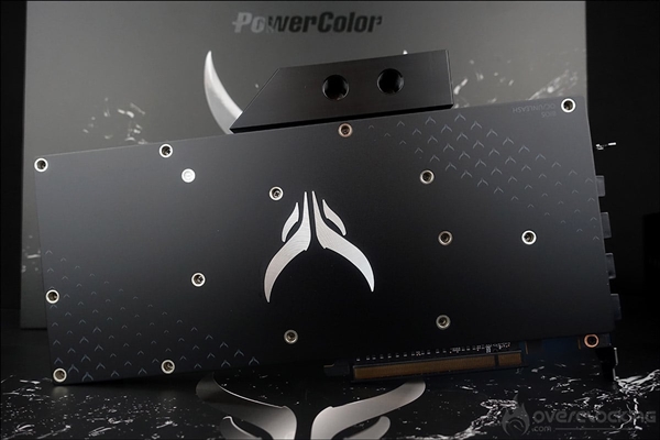 撼迅水冷版RX 7900 XTX开箱:疯狂三8针供电、赠品有意思