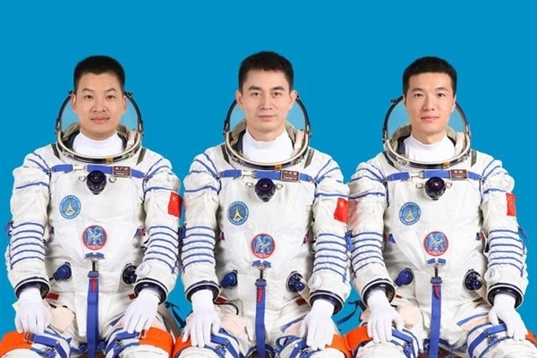 六个月的太空之旅结束！神十八乘组将于11月4日回家