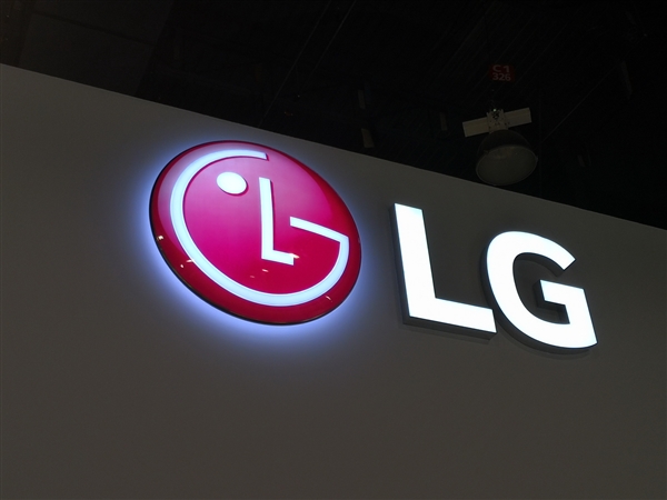 LG推出新款超宽带鱼屏:Nano IPS面板 配有雷电4