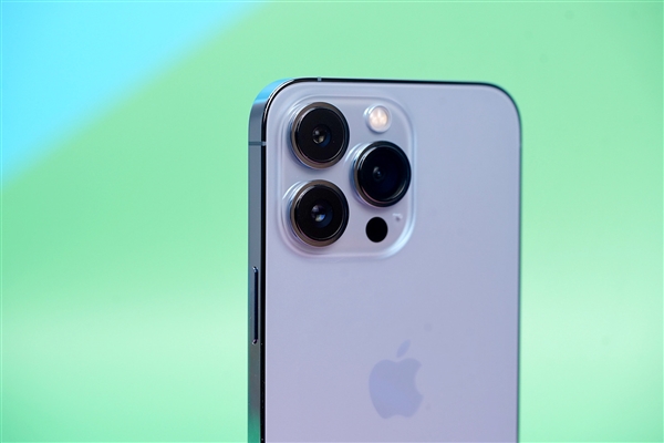 iPhone全球市场份额达到历史最高水平：国产手机为什么打不过苹果？