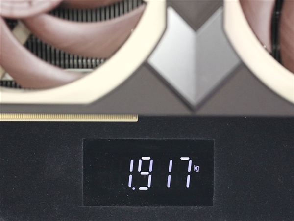 4.3槽庞然巨物!华硕猫头鹰版RTX 4080来了:噪音/温度喜人