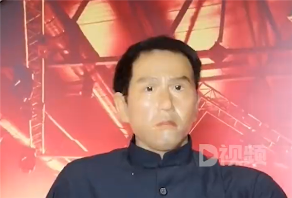 蜡像馆明星蜡像失真惨不忍睹 工作人员:工艺久远、会考虑整改