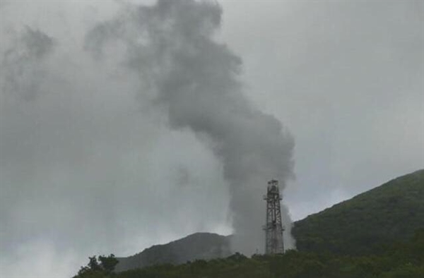 日本北海道高浓度砒霜泄露：蒸汽喷发高达数十米