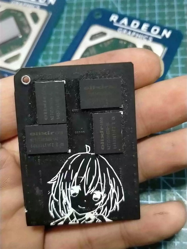中国玩家把RX 580显卡做成钥匙链:还带俩显存