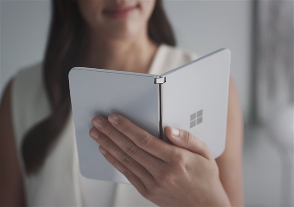 微软Surface Duo出恶性问题：新补丁导致设备随机重启变砖