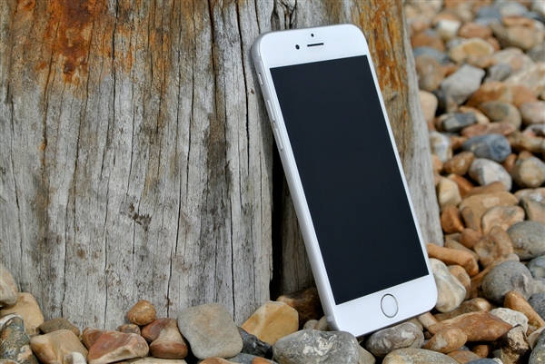 一代神机！iPhone 6 Plus被列入过时产品：开创苹果大屏时代