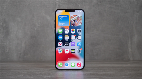 iPhone 13 Pro Max戴壳使用一年半后贬值4500元！玩游戏太烫