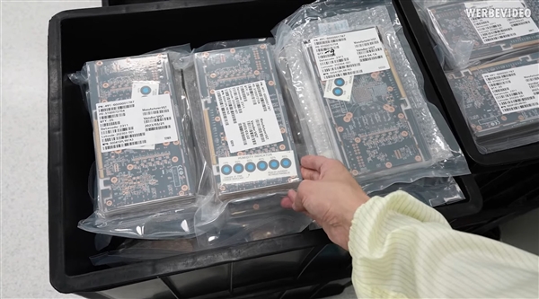 撼迅AMD显卡抹错硅脂 温度高达110℃!曝生产线自证清白