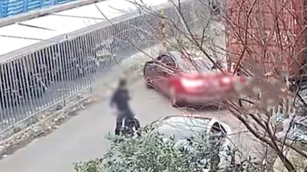 代驾称不会停车 趁车主倒车时碰瓷勒索1万！结果舒适