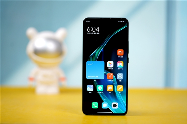 Redmi K60官宣降价:2999元普及512GB存储、老用户可保价