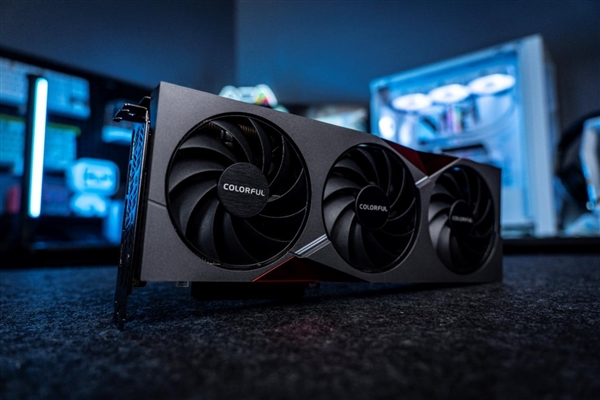 七彩虹五大RTX 4070开卖:水神/火神5699元!神秘新卡加量不加价