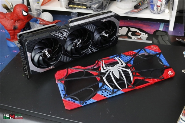 同德展示蜘蛛侠定制版RTX 4070:经典红蓝配色 蜘蛛徽标爱了
