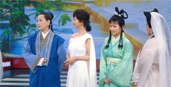 谁能想到！“白娘子”施法手势居然是赵雅芝自己设计的