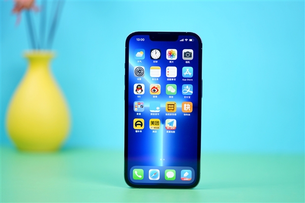 女孩iPhone 13充电被电击内脏受损面临截肢：苹果原装、第三方充电器你选谁？