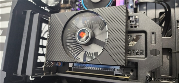 Intel Arc独立显卡第一次上水冷!这是何必呢?