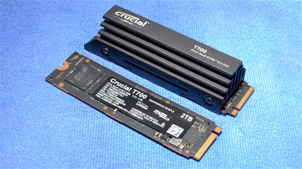 史上最快消费级SSD：直冲12.4GB/s！只能坚持20秒