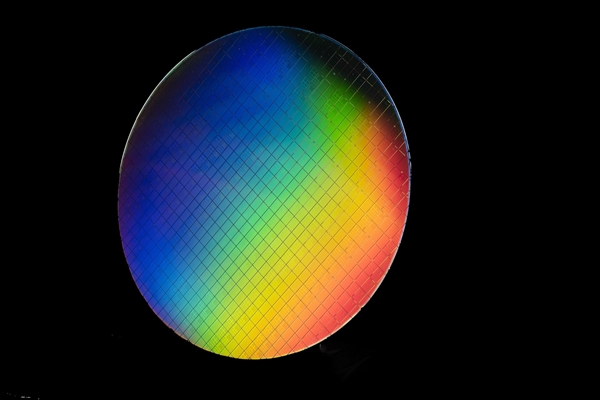 中芯国际:28nm、40nm产能利用率已达100%