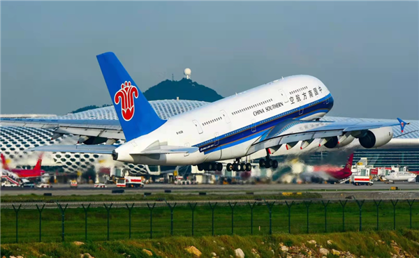 再见蓝胖子！南航A380今日全部退役：最后两架飞往美国“飞机坟场”