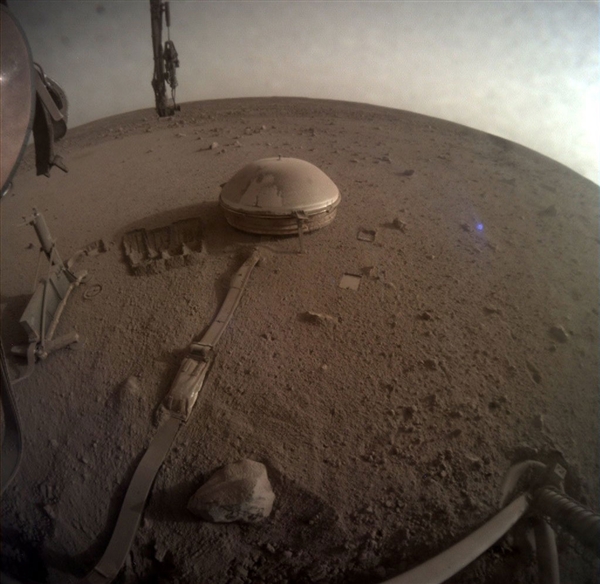 登陆火星4年电量即将耗尽：探测器洞察号发文告别