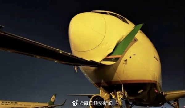 长荣航空两飞机发生碰撞:空客A321把波音777“割喉”了