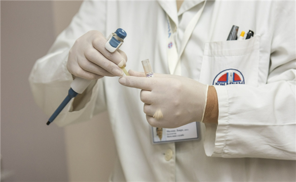 非洲再现致命性疾病:出现症状24小时内死亡