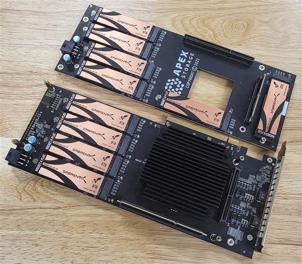 超级SSD 21合一组成168TB!价格直奔20万元