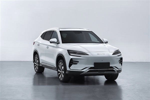 海豹同款前脸上车 新款比亚迪宋PLUS EV亮相:真心精神!